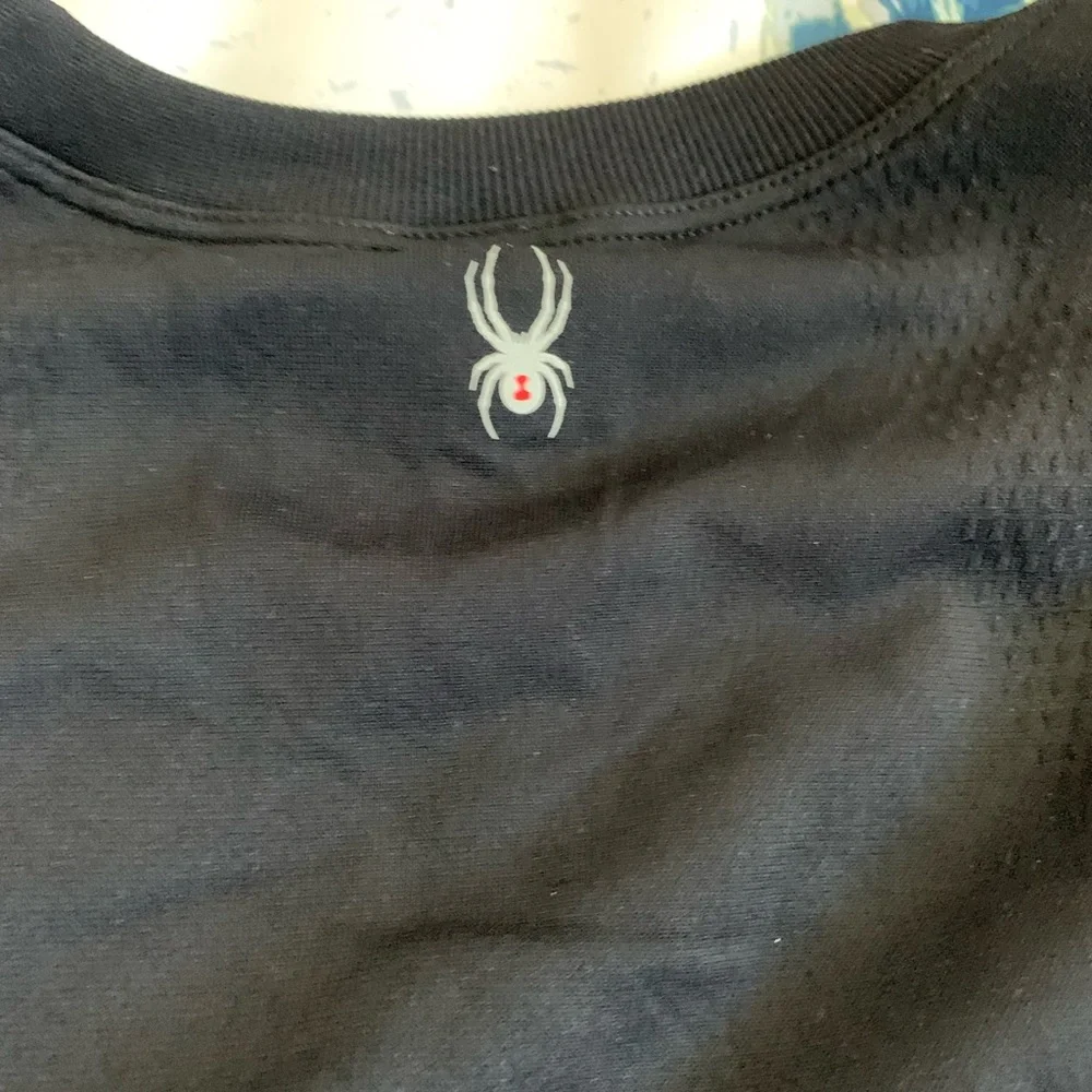 Spyder Active Long Sleeve Tee Black Size Small NWT - Picture 7 of 8